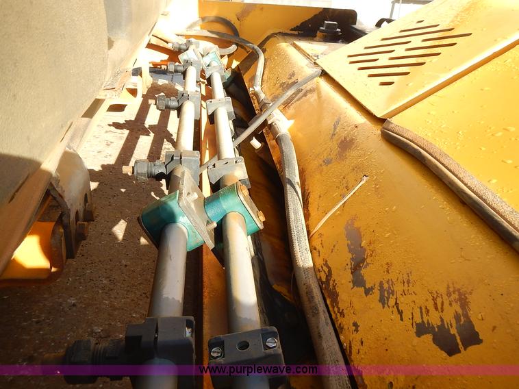 image for item L3600 Volvo DD70HF double drum roller