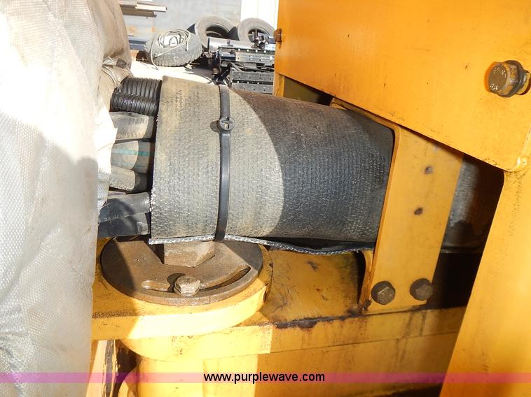 image for item L3600 Volvo DD70HF double drum roller