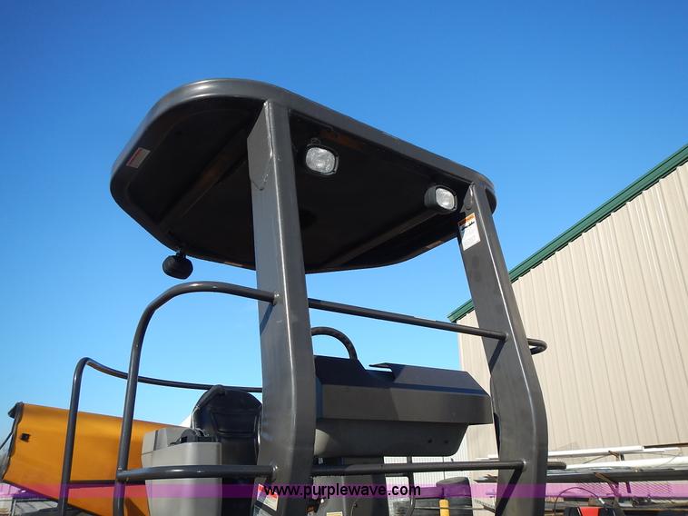 image for item L3600 Volvo DD70HF double drum roller