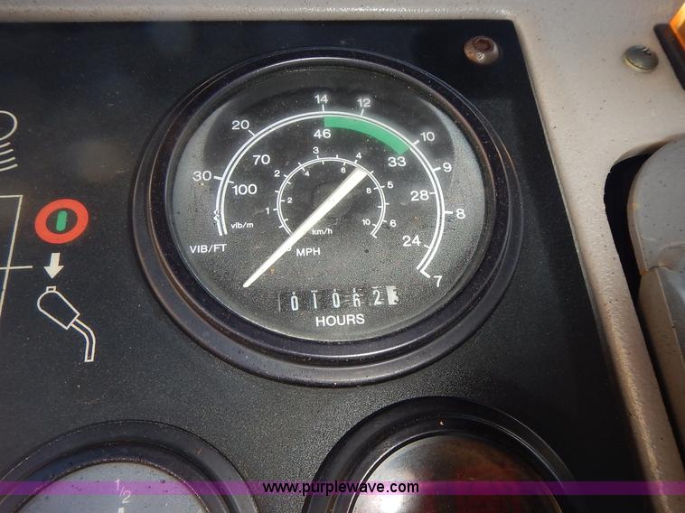 image for item L3600 Volvo DD70HF double drum roller