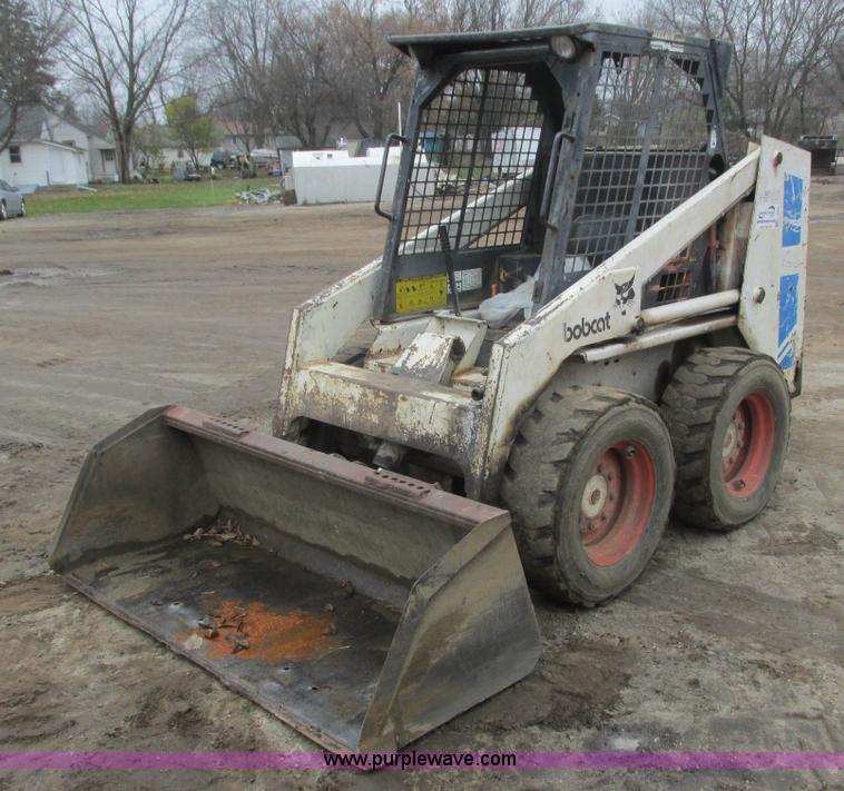 image for item L3894 1988 Bobcat 743 skid steer