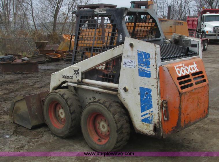 image for item L3894 1988 Bobcat 743 skid steer