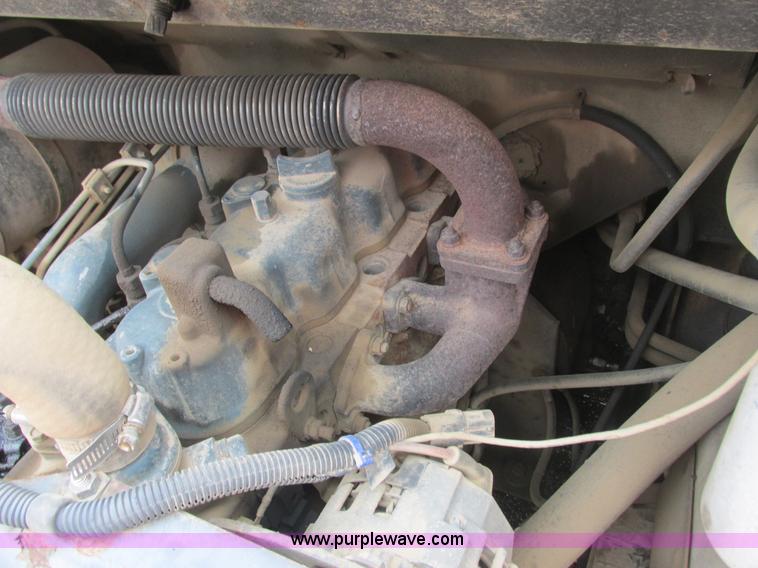 image for item L3894 1988 Bobcat 743 skid steer