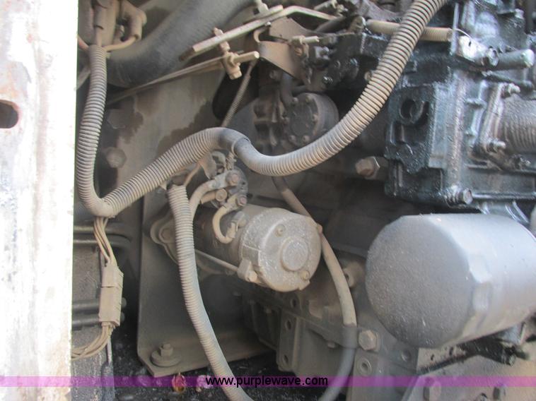 image for item L3894 1988 Bobcat 743 skid steer