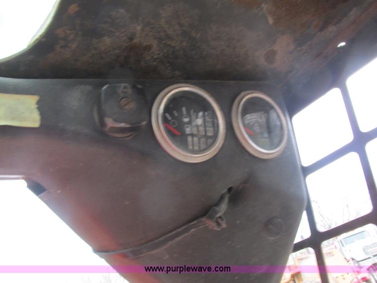 image for item L3894 1988 Bobcat 743 skid steer