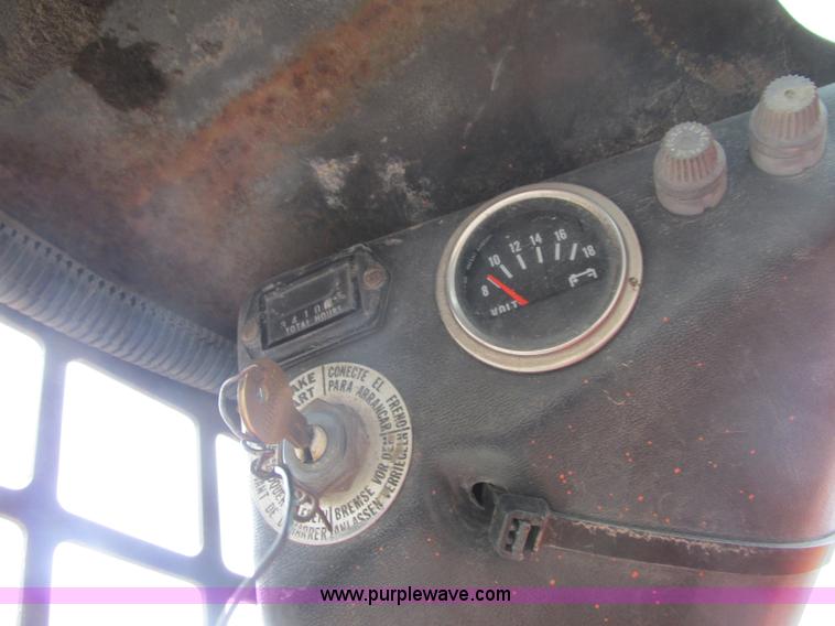 image for item L3894 1988 Bobcat 743 skid steer