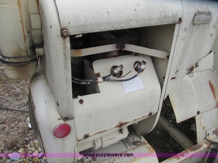 image for item L3908 Finn B50 straw blower