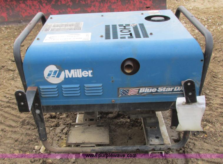 image for item L3913 Miller Blue Star DX185 welder/generator