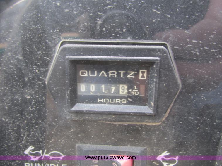 image for item L3913 Miller Blue Star DX185 welder/generator