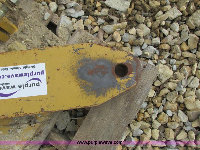 image for item L3916 Scraper hitch