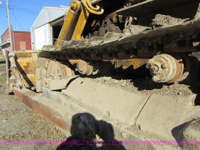 image for item L4137 1952 Caterpillar D6 dozer