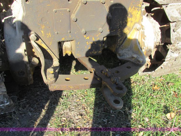 image for item L4137 1952 Caterpillar D6 dozer