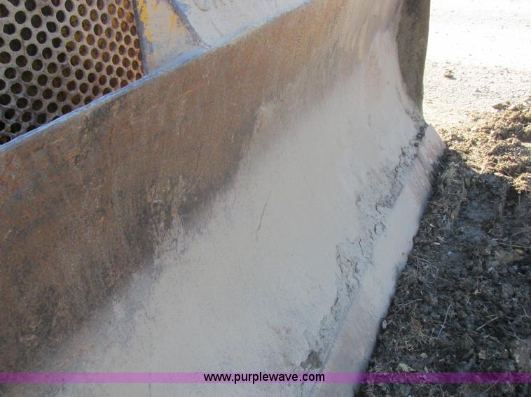 image for item L4137 1952 Caterpillar D6 dozer