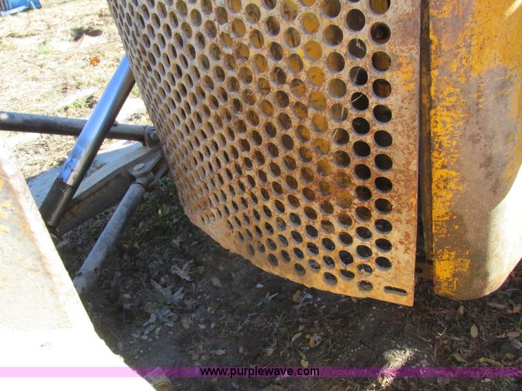 image for item L4137 1952 Caterpillar D6 dozer
