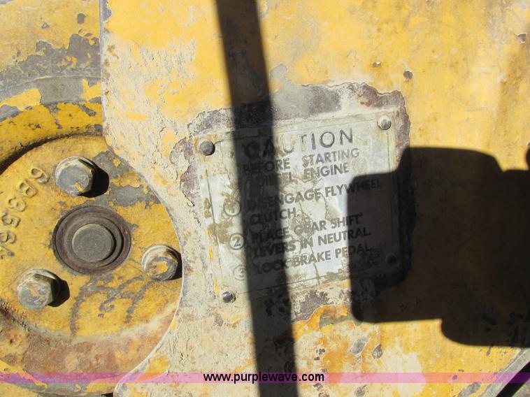 image for item L4137 1952 Caterpillar D6 dozer