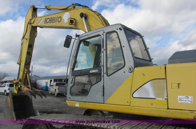 image for item L4151 1996 Kobelco SK270LC excavator