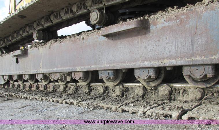 image for item L4151 1996 Kobelco SK270LC excavator