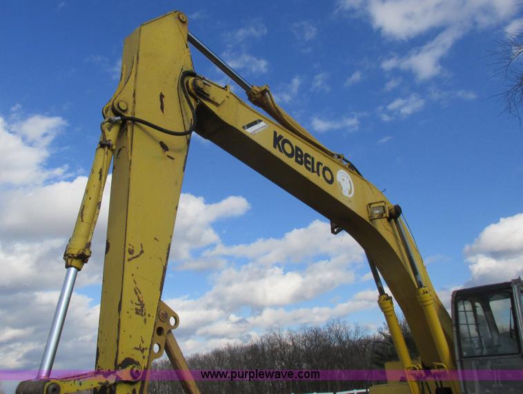image for item L4151 1996 Kobelco SK270LC excavator