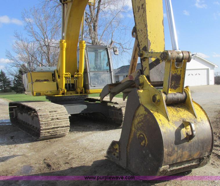 image for item L4151 1996 Kobelco SK270LC excavator