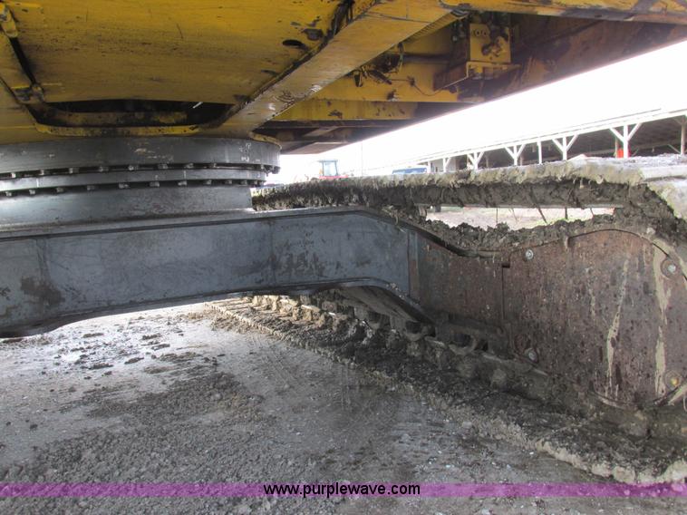 image for item L4151 1996 Kobelco SK270LC excavator