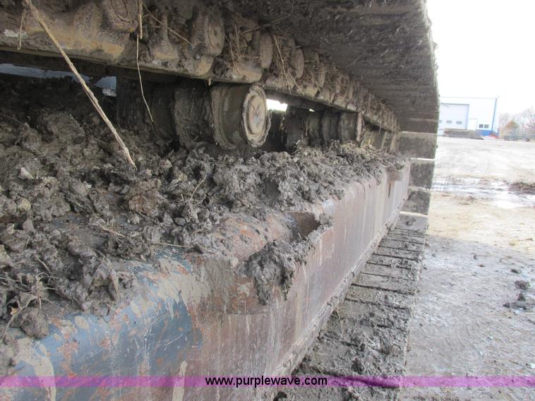 image for item L4151 1996 Kobelco SK270LC excavator