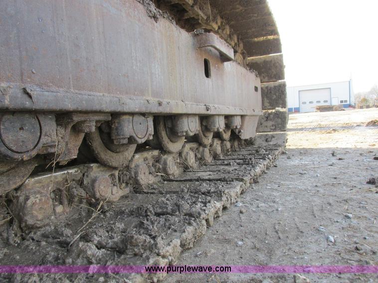 image for item L4151 1996 Kobelco SK270LC excavator