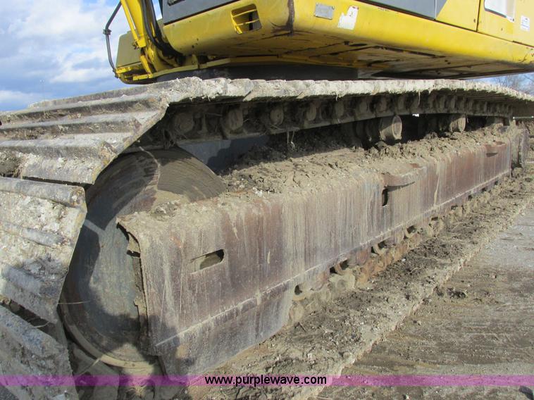 image for item L4151 1996 Kobelco SK270LC excavator