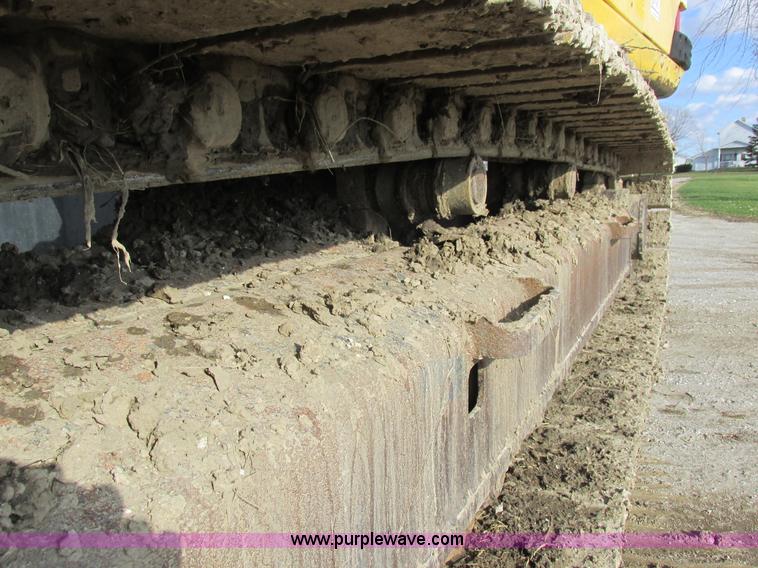 image for item L4151 1996 Kobelco SK270LC excavator