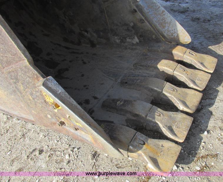 image for item L4151 1996 Kobelco SK270LC excavator