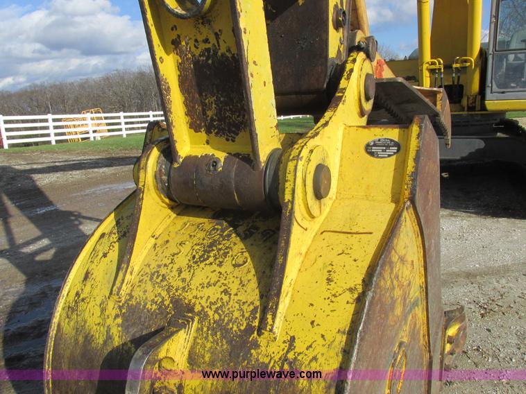 image for item L4151 1996 Kobelco SK270LC excavator