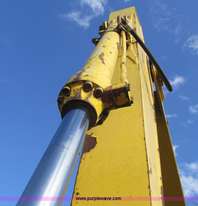 image for item L4151 1996 Kobelco SK270LC excavator