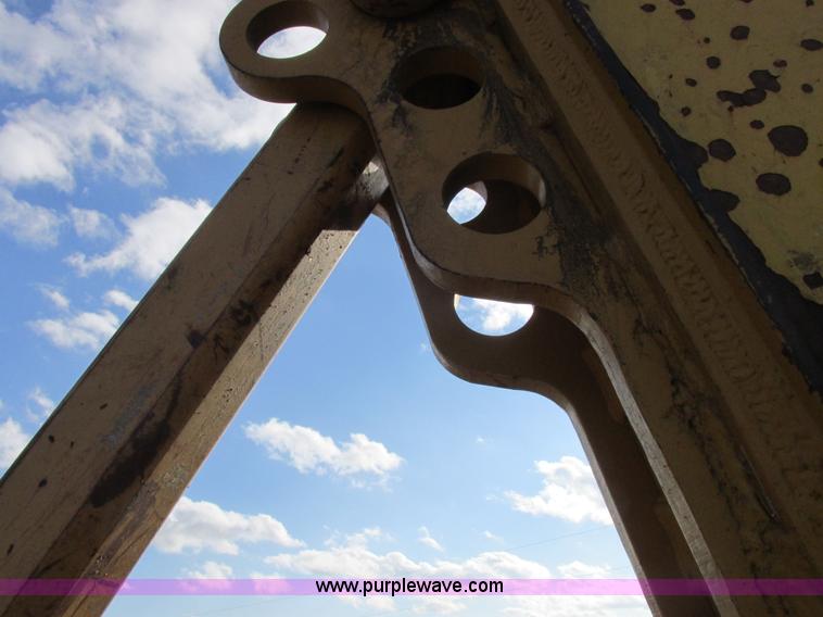 image for item L4151 1996 Kobelco SK270LC excavator