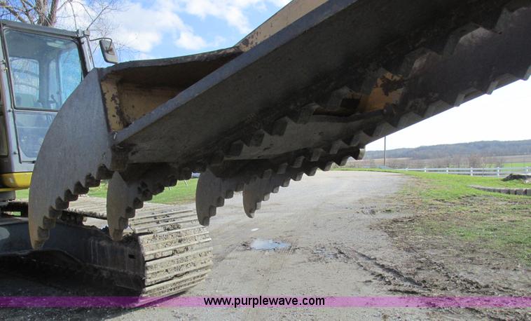 image for item L4151 1996 Kobelco SK270LC excavator