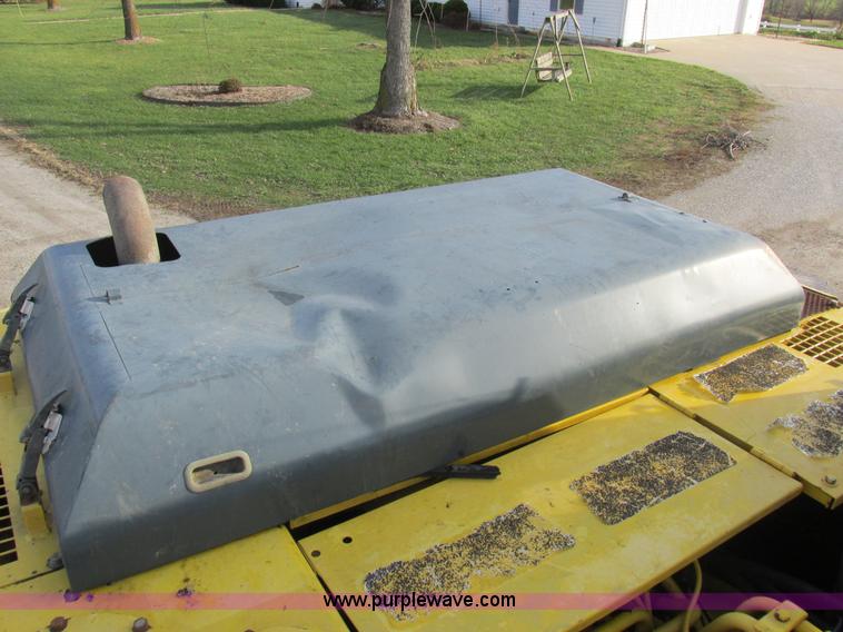 image for item L4151 1996 Kobelco SK270LC excavator