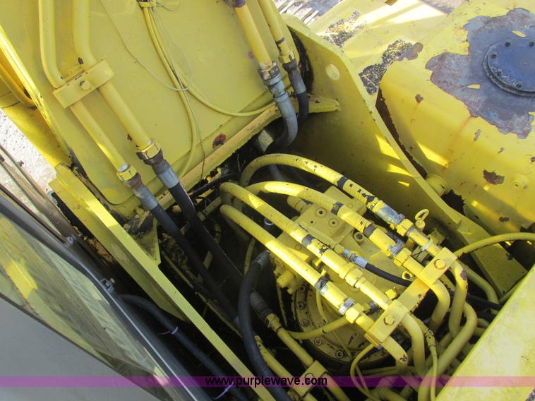 image for item L4151 1996 Kobelco SK270LC excavator