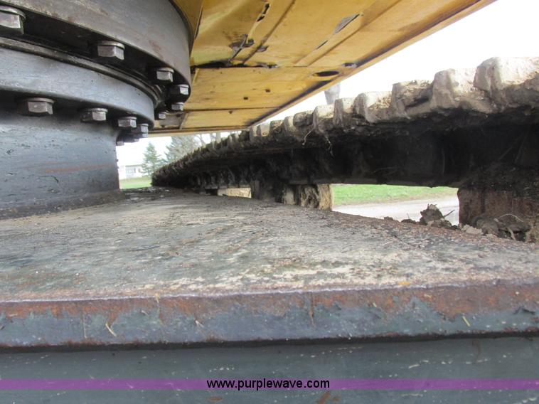 image for item L4151 1996 Kobelco SK270LC excavator