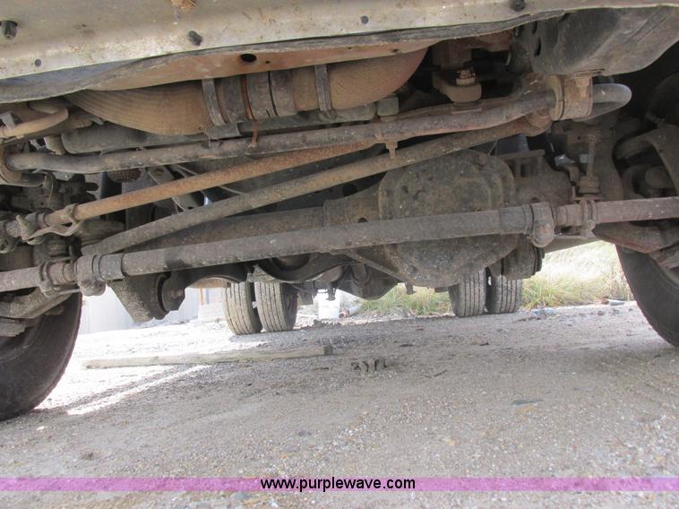 image for item L4165 2011 Ford F350 Super Duty XL flatbed pickup truck