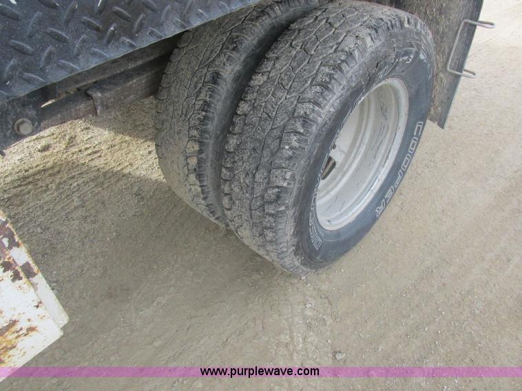 image for item L4166 2009 Ford F350 Super Duty XL utility truck