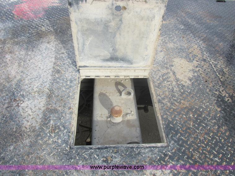 image for item L4166 2009 Ford F350 Super Duty XL utility truck