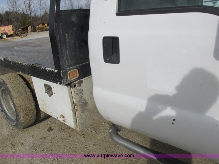 image for item L4166 2009 Ford F350 Super Duty XL utility truck