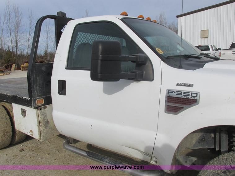 image for item L4166 2009 Ford F350 Super Duty XL utility truck