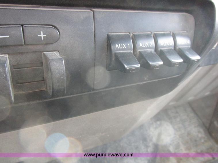 image for item L4166 2009 Ford F350 Super Duty XL utility truck