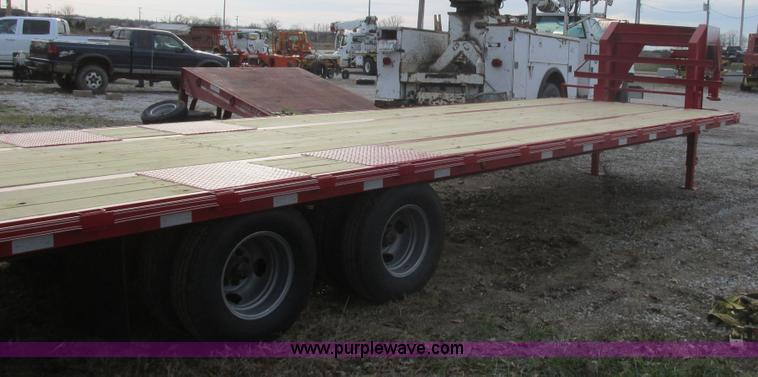 image for item L4174 2015 D&D equipment trailer