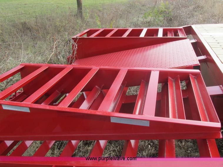 image for item L4174 2015 D&D equipment trailer