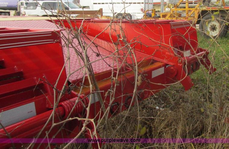 image for item L4174 2015 D&D equipment trailer