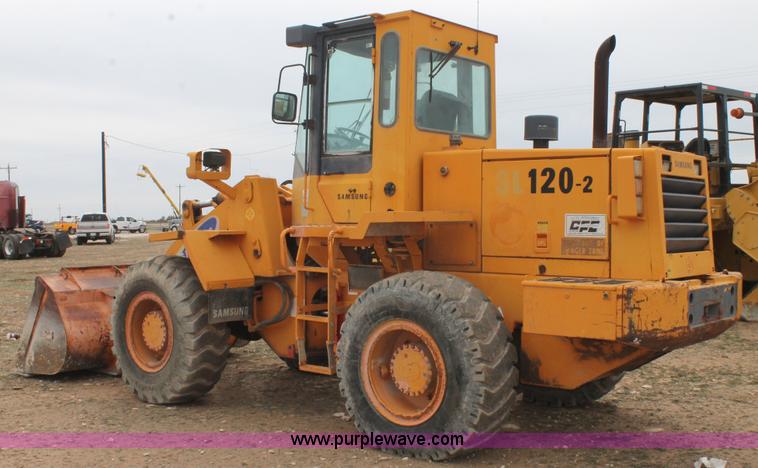 image for item L4461 Samsung 120-2 wheel loader