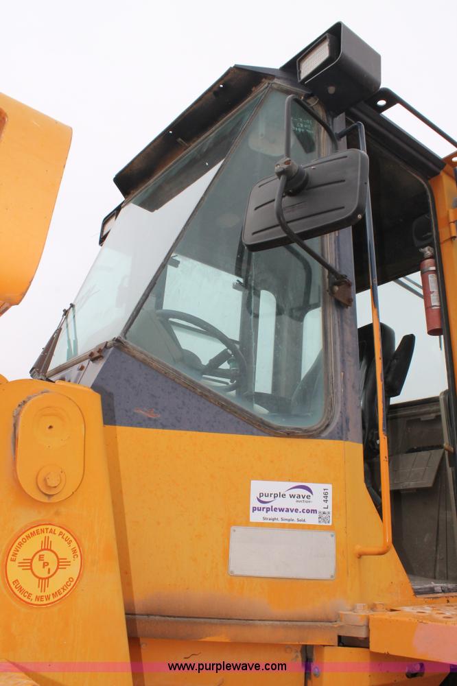 image for item L4461 Samsung 120-2 wheel loader