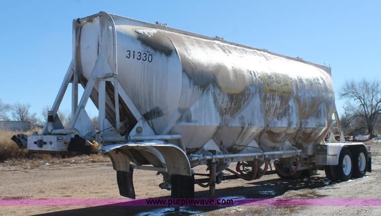 image for item L4477 1974 J&L 2619 pneumatic dry bulk transport trailer