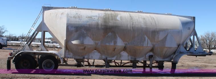 image for item L4477 1974 J&L 2619 pneumatic dry bulk transport trailer