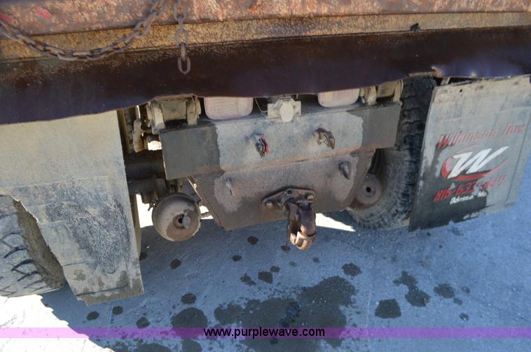 image for item L4501 1989 International F2554 dump truck